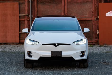 2018 Tesla Model X 75d Silver Arrow Cars Ltd