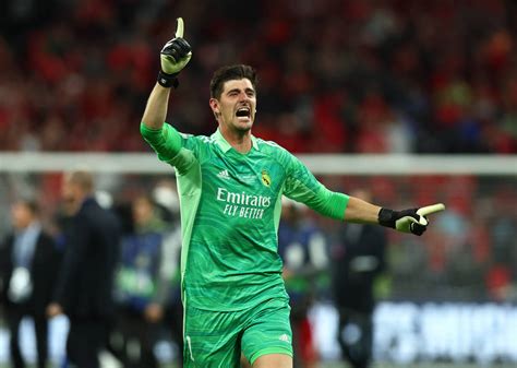 Iker Casillas Names Top Five Goalkeepers In The World Futbol On Fannation