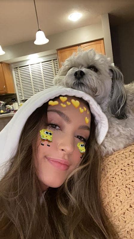 5 Fast Facts About Influencer Sydney Serena