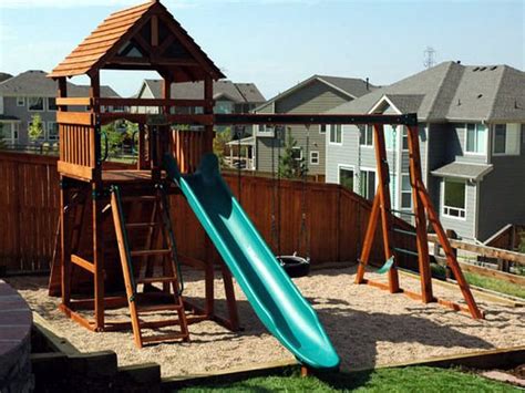 While jungle gyms can be expensive to purchase, many require no more than a few tools and easily found materials to build. 89 best images about jungle gym designs on Pinterest | Diy swing, Play sets and Backyards