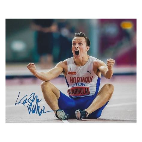 This is my first 400m hurdles of the season so i really think there is more in the tank. Karsten WARHOLM Autograph