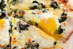 A simple florentine pizza recipe with egg, spinach, garlic, olive oil, and mozzarella. Eggs Florentine Breakfast Pizza (Budget Bytes) | Breakfast ...