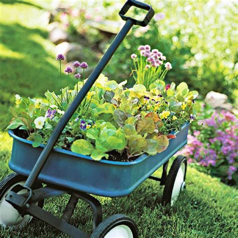 Simple Salad Garden Containers Better Homes And Gardens