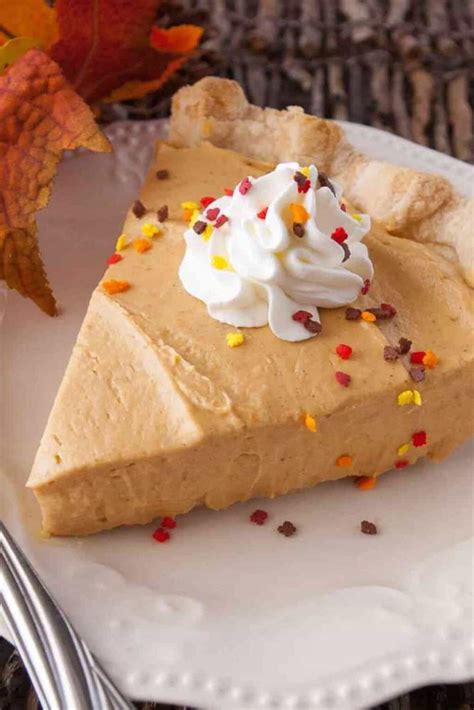 easy pumpkin cream pie mindee s cooking obsession