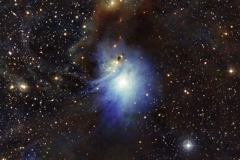 A nebula is a giant mass of cloud and dust that can stretch for light years. What is a Nebula…Besides a Foggy Thing in Space ...