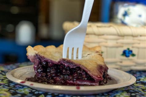 However, cultivated large blueberries were used by the jm bakery. 10 of Maine's most iconic foods and the best places to eat ...