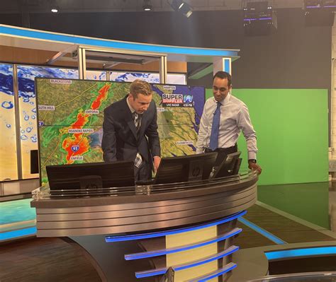 Marielena Balouris on Twitter: ".@WAVY_RickyM & @JeffEdmondsonWX are