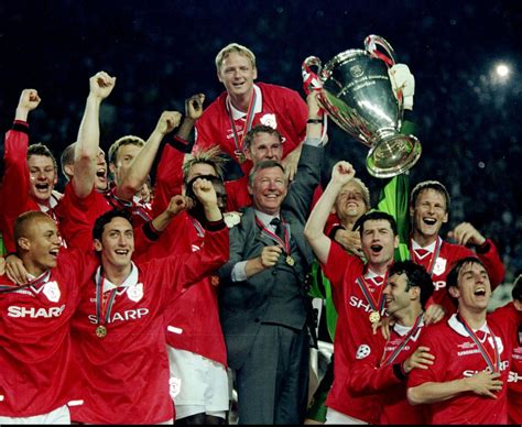 Manchester Uniteds 1999 Champions League Final Win In Pictures Daily