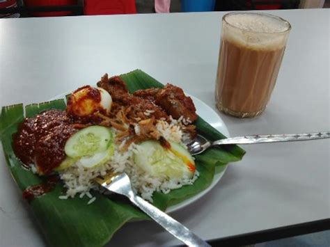 Offering up a delicious range of fragrant malay dishes, there's something for everyone here who's. IMG_20160126_184329_large.jpg - Picture of Nasi Lemak ...