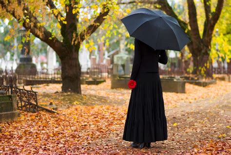 What To Wear To A Funeral Funeral Guide