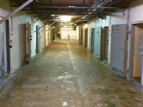 Finden sie ihre passende wohnung zum thema: Hohenschönhausen, the "Stasi Prison" - AWESOME BERLIN