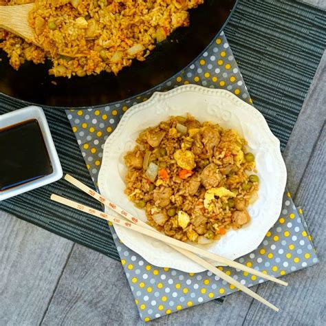 And this recipe is very much a chinese fried rice restaurant style with the smoky effect. Copycat Restaurant Style Chicken Fried Rice | AllFreeCopycatRecipes.com