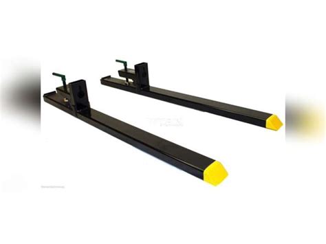 Pair Of Titans 4000 Pound Capacity Clamp On 46 Pallet Forks For