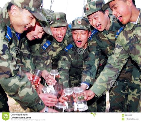 Nigerian Soldiers In Uniform Drinking Beer Photos Politics 2