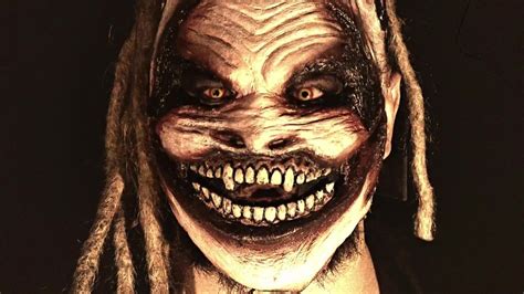A young beefcake came to memphis with hogan, and was super green.in the wwe, under the learning tree of valentine, brutus learned quickly and the duo became the tag team champions and feuded with the british bulldogs for nearly two years over the tag team titles, which they lost to the dogs at wrestlemania 2. The Fiend Bray Wyatt regresa este viernes a SmackDown ...