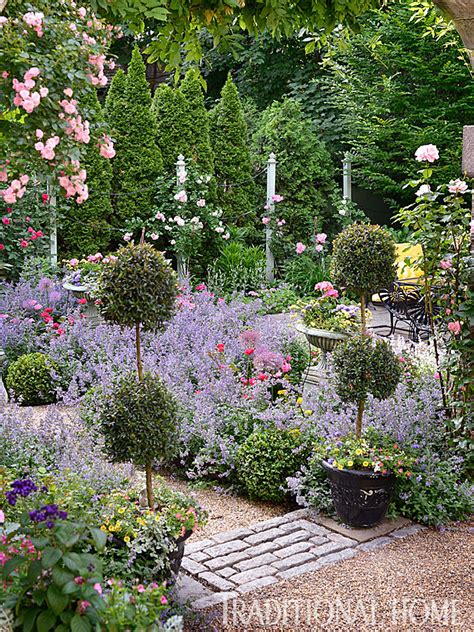 Ways To Make The Perfect English Gardens