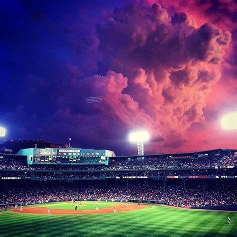 Stunning Sunset Turns Fenway Park Into Surreal Field Of Dreams Boston Red Sox Stadium Boston