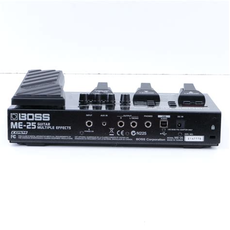 Boss Me 25 Multi Effects Pedal P 01226