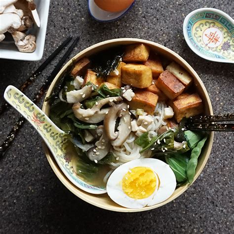 Oct 23, 2020 · for the broth. Miso ramen with tofu | Bijoux & Bits