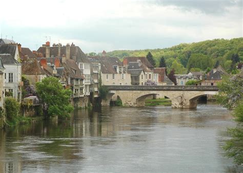 Votre centre vous garantit un contrôle de qualité dans le respect de l'environnement. Pont-Vieux d'Argenton-sur-Creuse (Argenton-sur-Creuse, 19 ...