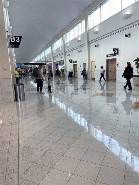 Tsa Checkpoint C Southwest Florida International Airport Reviews