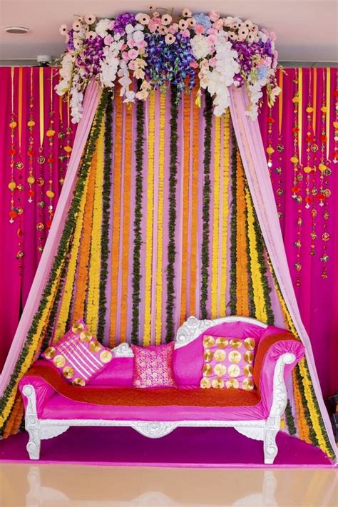 Many of new ideas are incorporate. Mehndi Stage Mehndi Decoration Ideas At Home - Apartment ...