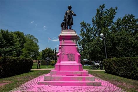 Jun 02, 2021 · ryerson students and teachers demand name change, use 'x university' placeholder. Three charged with mischief after statues are covered in paint during protest - The Farwest ...