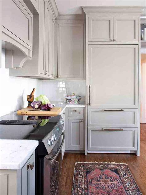 Cut out toe kicks on base cabinets. Rooms Viewer | Kitchen cabinet colors, Painted kitchen cabinets colors, Kitchen cabinet inspiration