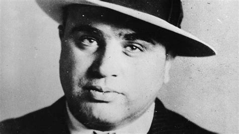 Al Capone Seine Patek Philippe Wird Versteigert Und So Sieht Die Mafia Uhr Aus Gq Germany