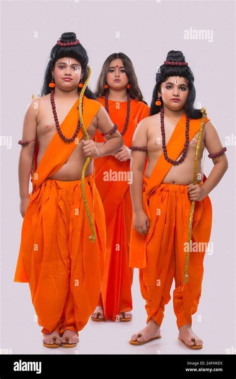 Ramsita And Lakshman Standing Together Stock Photo Alamy