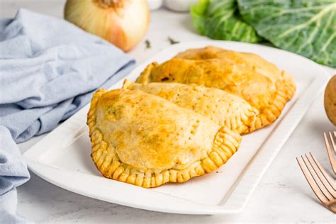 Savory Meat Hand Pie Recipe With Beef Sirloin The Foodie Affair