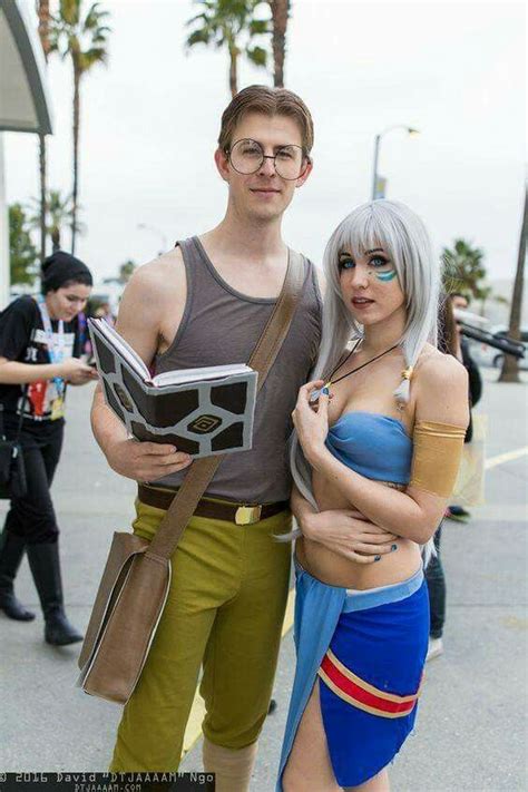 Pin By Cassandra Feasel On Cosplay Couples Cosplay Cosplay Costumes Disney Cosplay