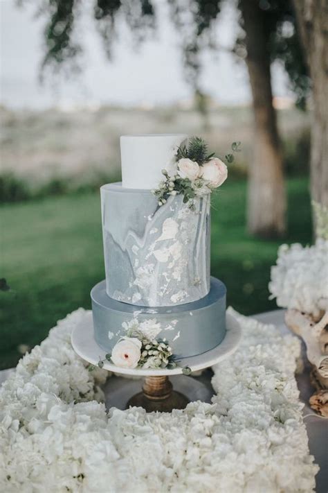 25 Grey Wedding Cakes That Are In Trend Weddingomania