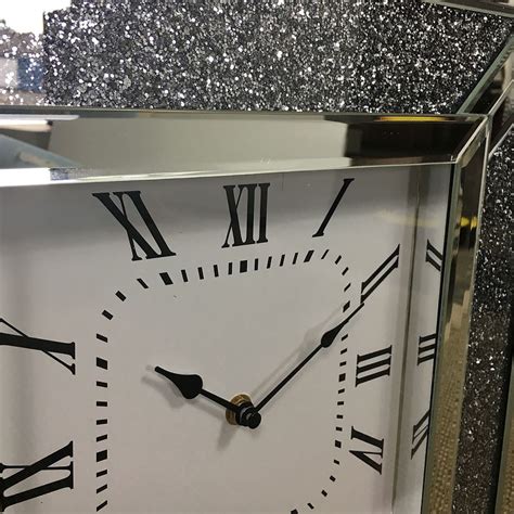 Bunlar güncel pvc tavan 60x60, kolay kurulum için ultra hafiftir. Klokke | Lykkehjem