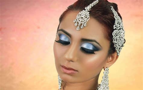 Indian Bridal Eye Makeup Tutorial Wavy Haircut