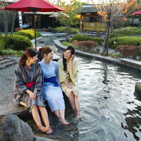 十和田・八幡平国立公園 乳頭山麓に点在する七湯が「乳頭温泉郷」と呼ばれています。 七湯は独自に源泉を持ち、その泉質は多種多様乳頭温泉郷には十種類以上の源泉があります。 ブナの原生林で生まれたての酸素を深呼吸。 地底から湧き出たばかりの温泉に浸かる。 大江戸温泉物語 お台場(居酒屋)の雰囲気 | ホットペッパーグルメ