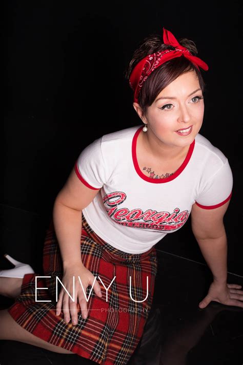 Pin On Pin Up Photo Sessions By Envy U Photography