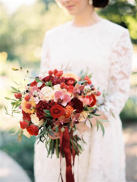 If were up to me, i'd just call it jaw dropping. Modern Vintage Fall Botanic Garden Wedding - Chic Vintage ...
