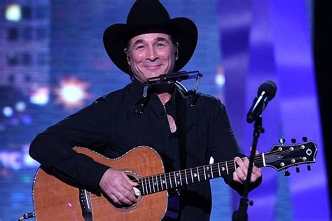 Clint Black Is ‘recovering Well Following Surgery For Sports Injury