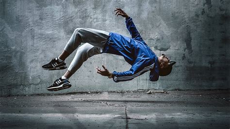 Levitation Photography Tips And Tricks 20 Ideas To Spark Your Creativity