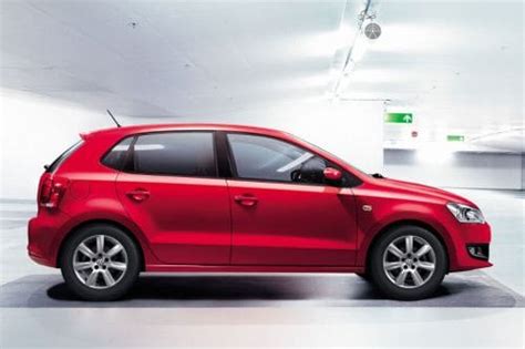 View 2014 Volkswagen Polo Facelift 15 Tdi Diesel First Drive Video