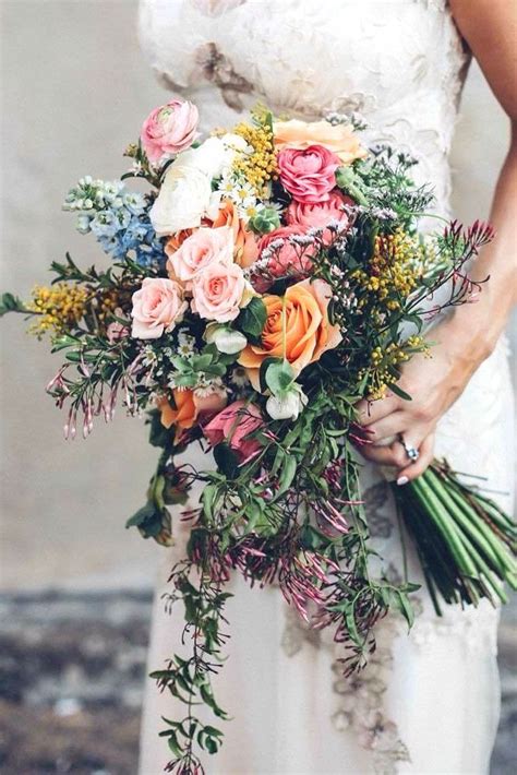 Maybe you would like to learn more about one of these? 25 Gorgeous Bridal Bouquets for Spring & Summer Weddings ...