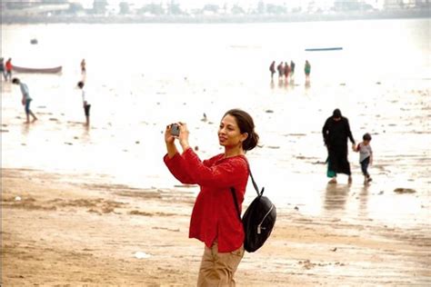 Mumbai Declares No Selfie Zones After Drowning