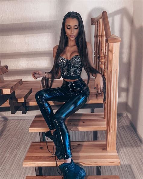 Viktorija Jukonytė Vikituks • Фото и видео в Instagram Shiny Black Leggings Leather Pants