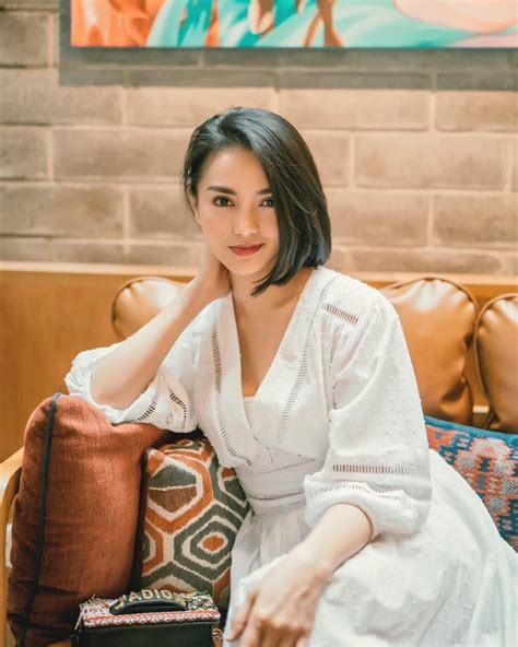 Ririn ekawati masih berduka usai kepergian ibunda, ibnu jamil punya cara unik demi hibur kekasihnya. Kata Dimas Beck soal Kedekatannya dengan Ririn Ekawati