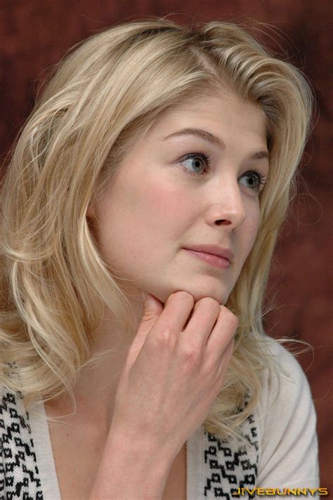 Rosamund Pike Special Pictures 19 Rosamund Pike Rosamond Pike