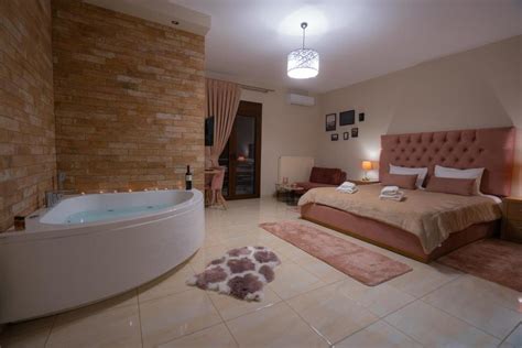 4 Epoxes Hotel Spa In Kato Loutraki Greece Reviews Prices Planet