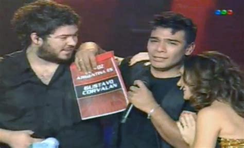 El 2 de diciembre de 2012, gustavo corvalán se consagró como el primer ganador de la voz argentina en la pantalla de telefé. El albañil Gustavo Corvalán ganó "La Voz Argentina" - LA ...