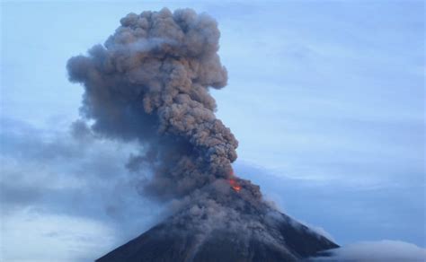Philippines Mount Mayon Volcano Continues To Spew Ash And Lava