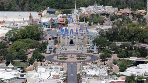 Disney World Sets Reopening Date Cnn